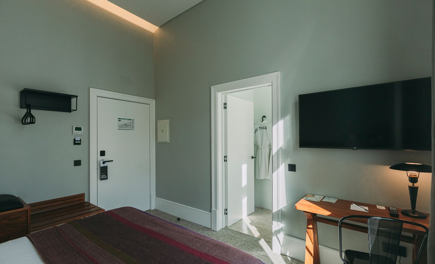 1908-Lisboa-Hotel-Room-30