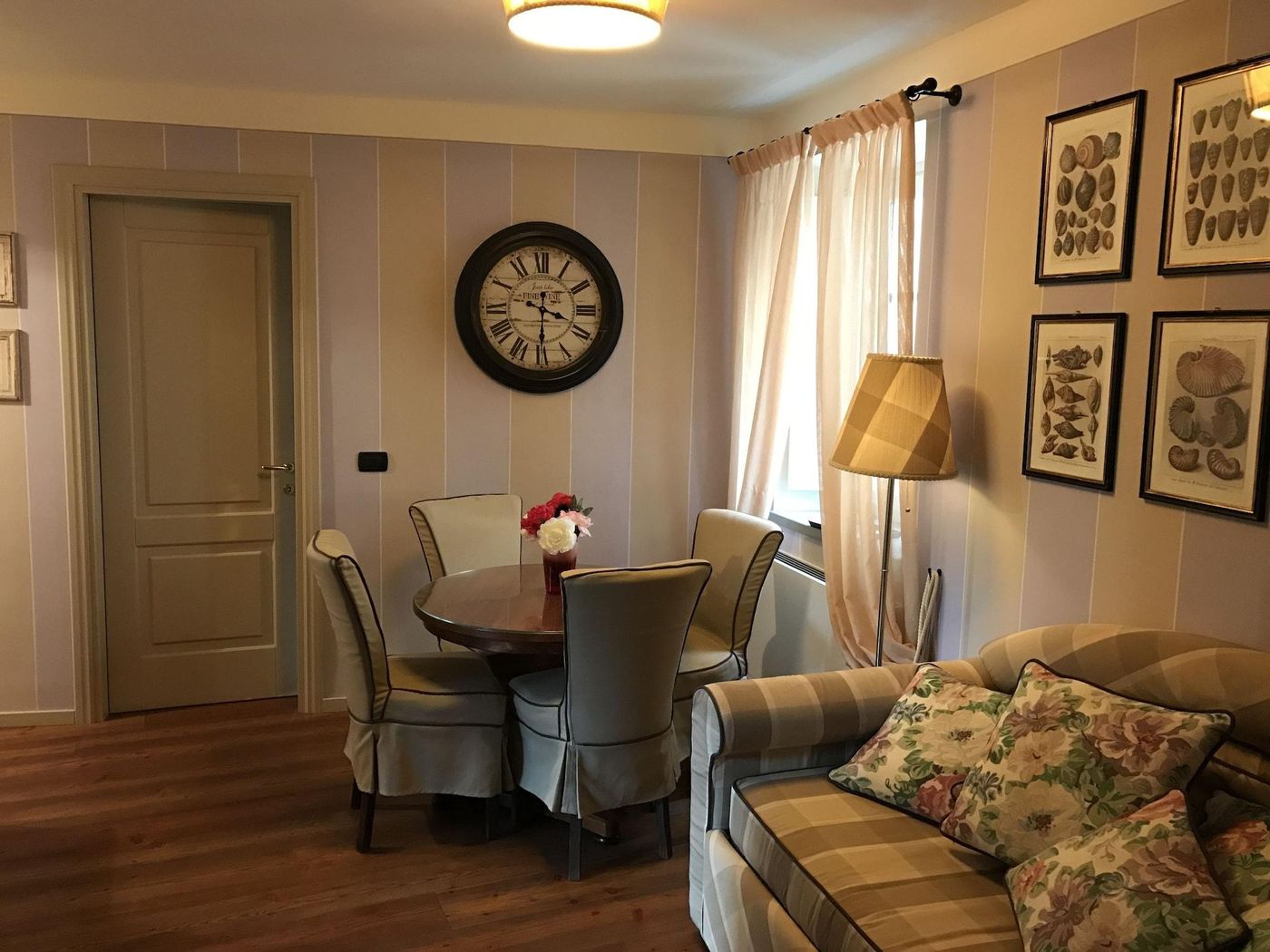 At-Home-Bed-And-Breakfast-Room-21