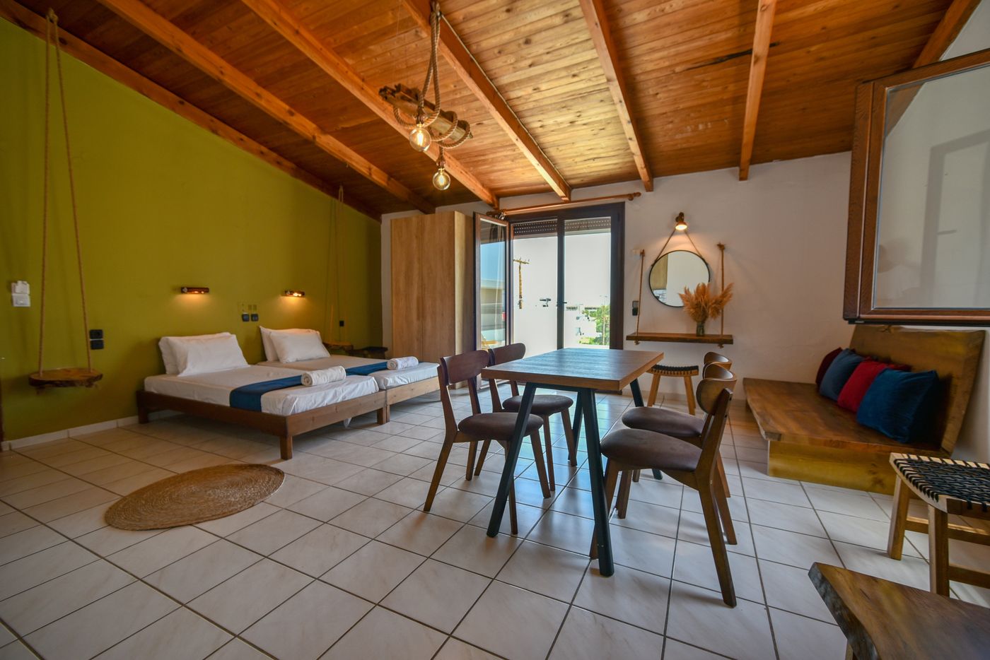 Iraklis-Apartments---Studios-Room-9