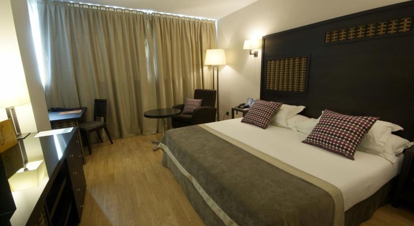 Sercotel Malaga (ex Silken Puerta)