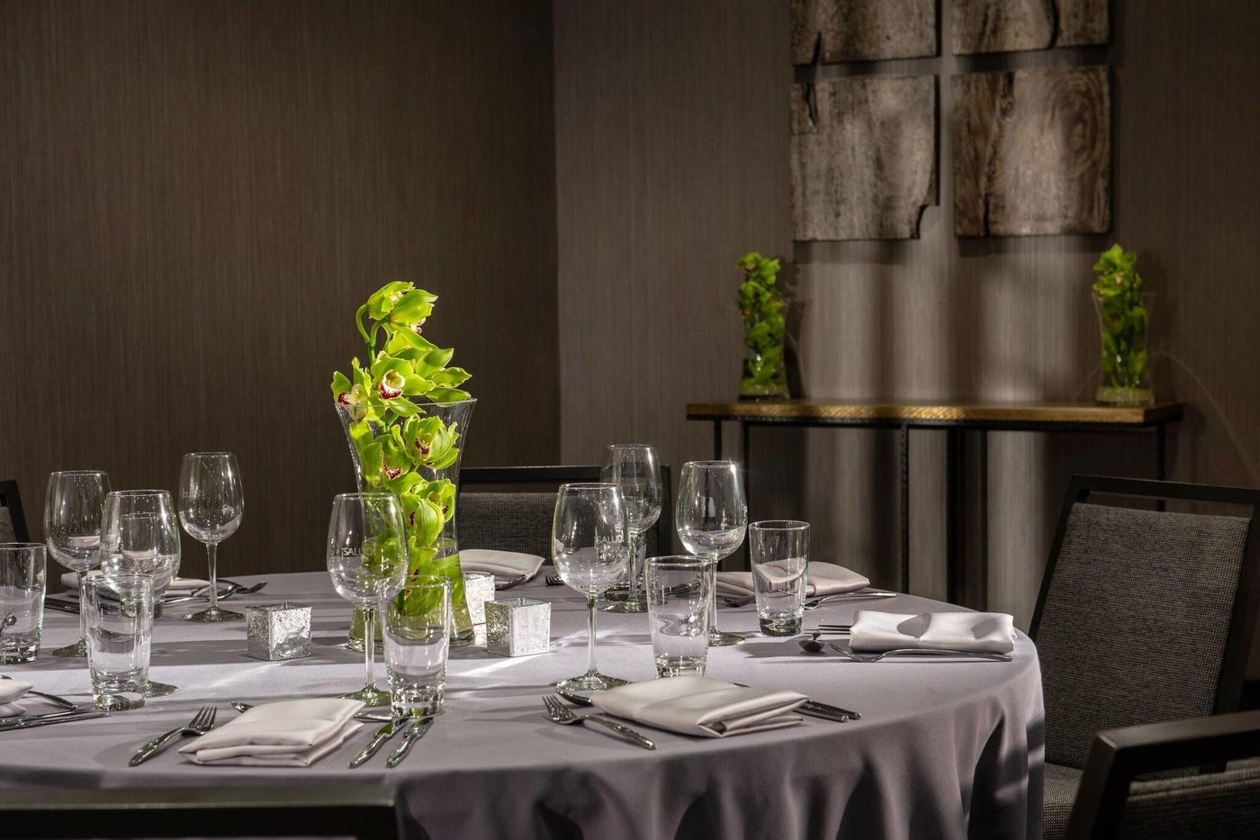 Ac-Hotel-By-Marriott-Boston-Cleveland-Circle-Conferences-54