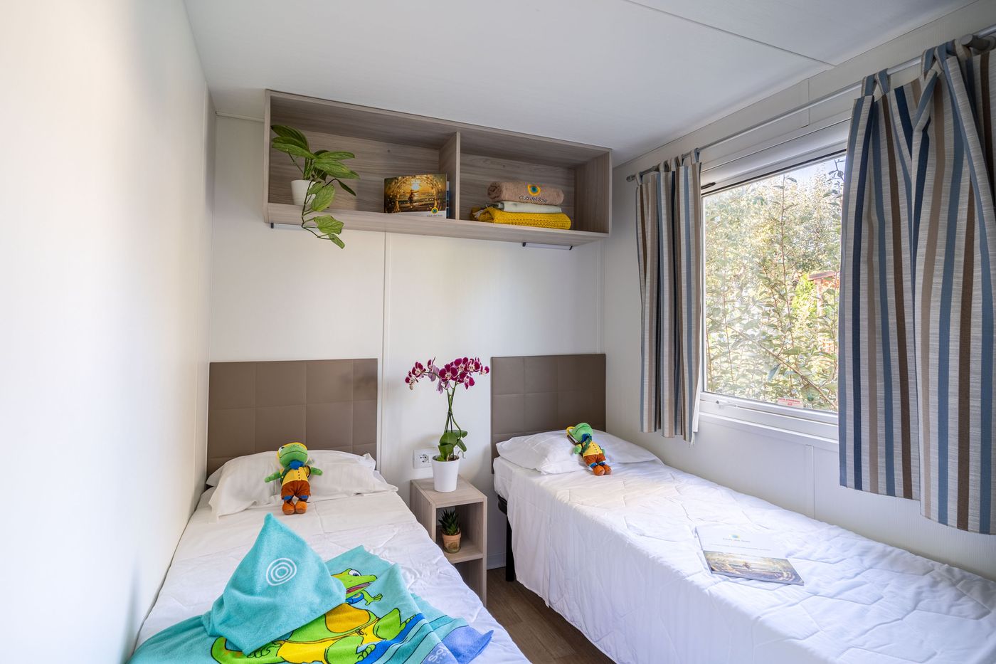 Club-del-Sole-Stork-Family-Collection-Room-20