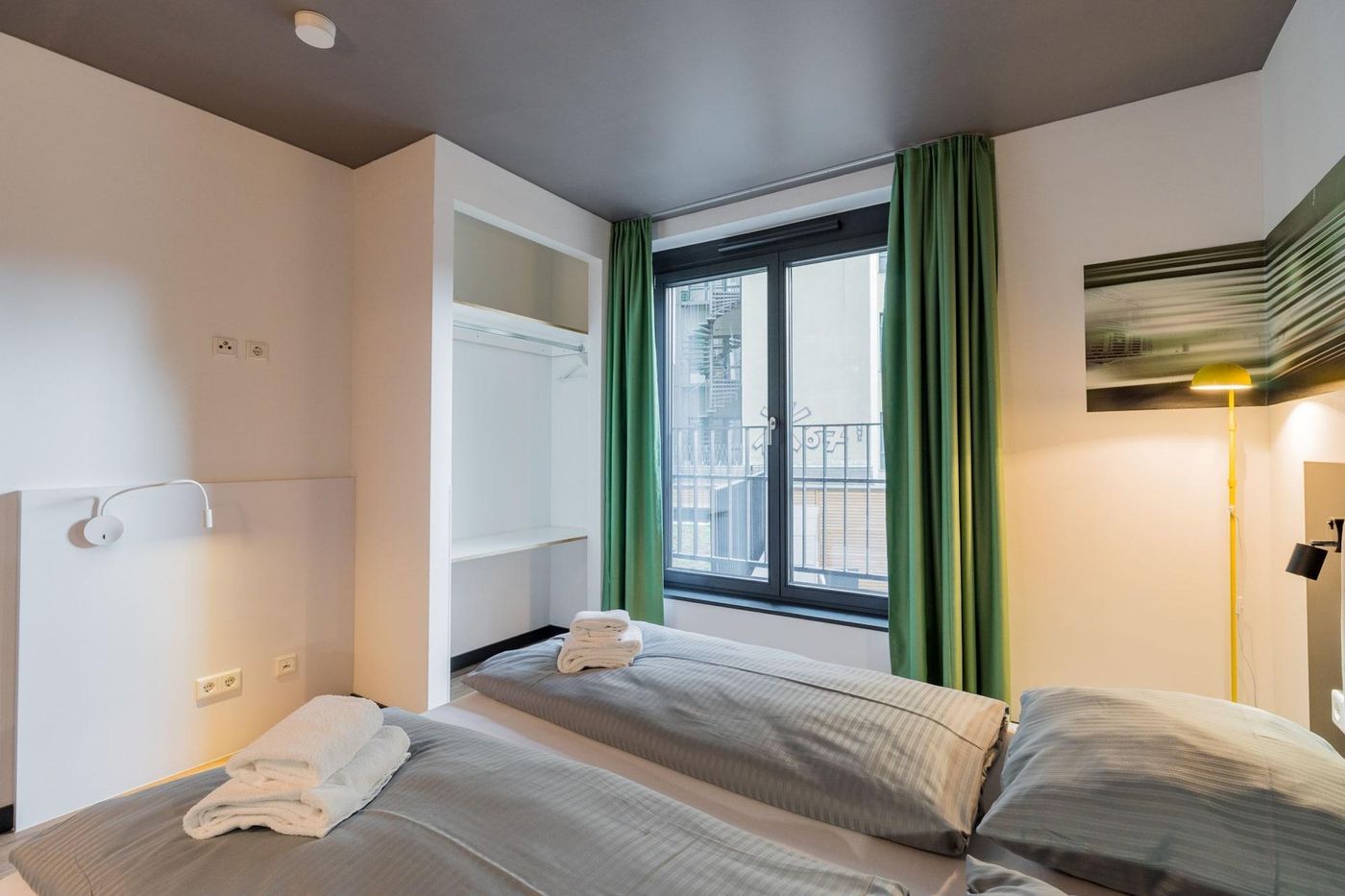 Nena-Apartments-Kreuzberg-61-Room-18