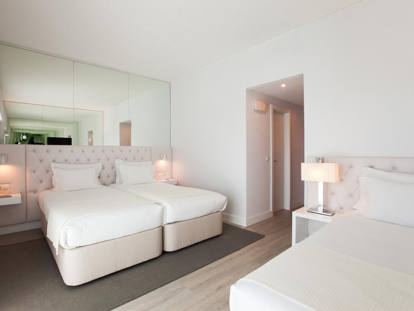 Lutecia-Smart-Design-Hotel-Room-12