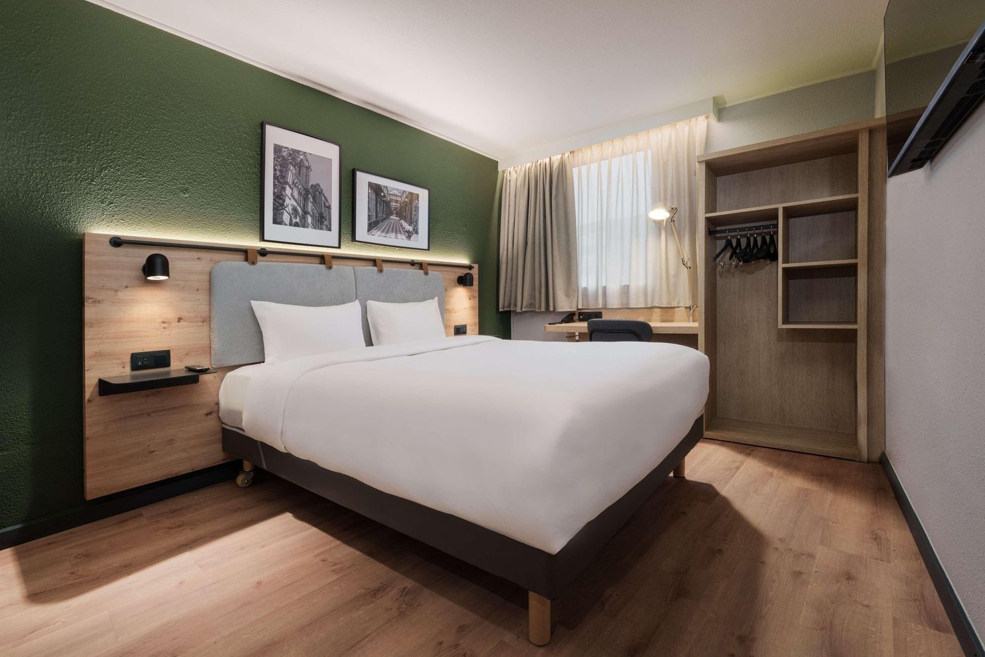 Campanile-Amsterdam-Room-17