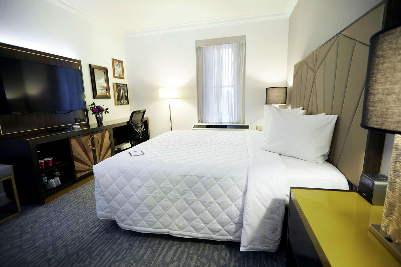 Martinique-New-York-on-Broadway--Curio-By-Hilton-Room-27