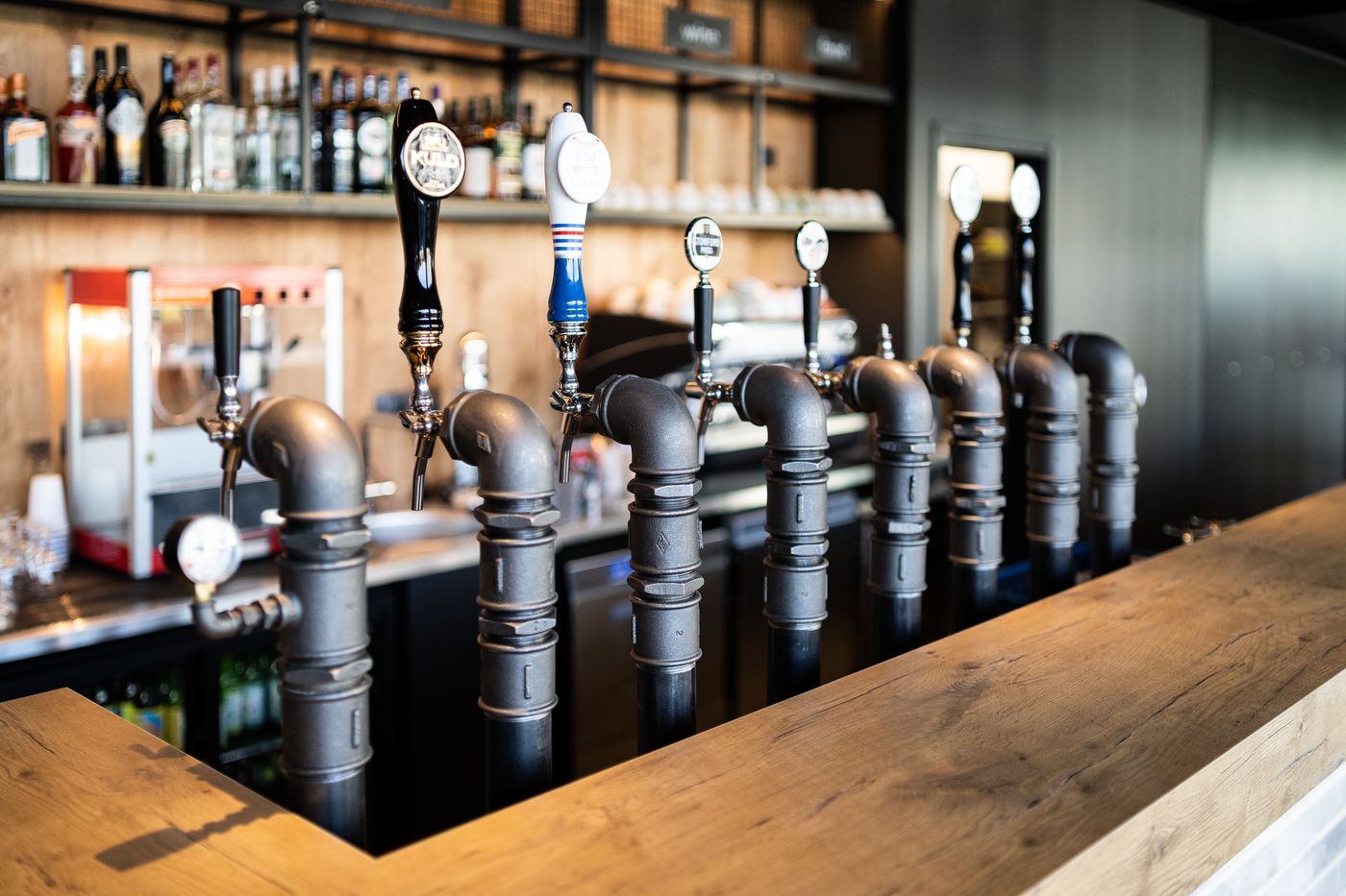 ibis-Tallinn-Center-Bar-29