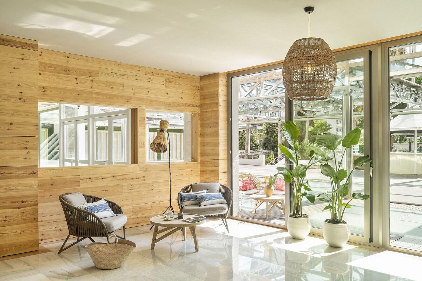 Indalo-Park-Lobby-55