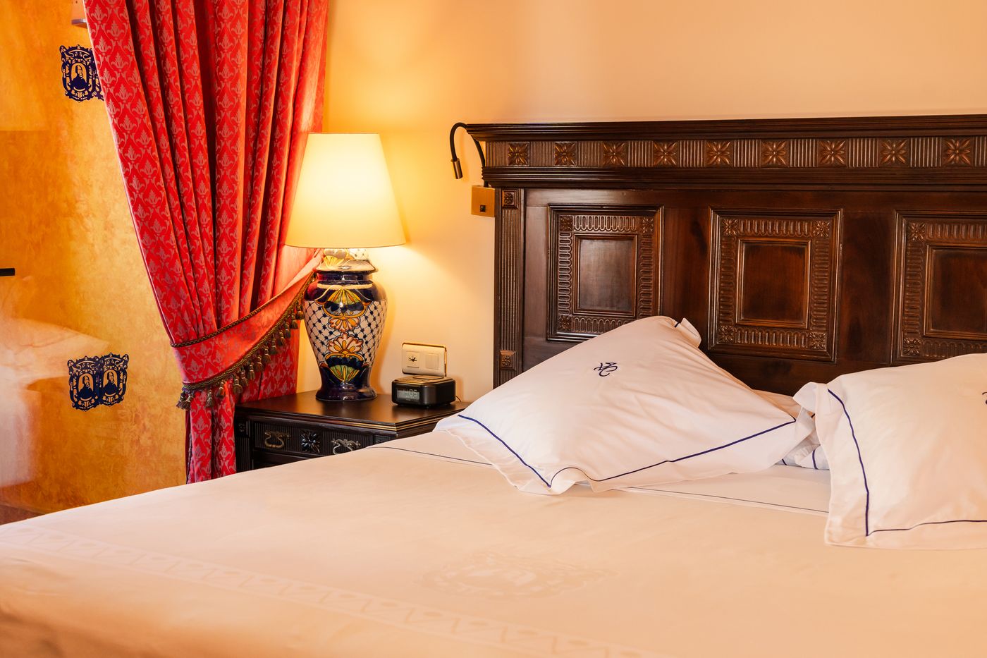 Europe-Villa-Cortes-Room-43