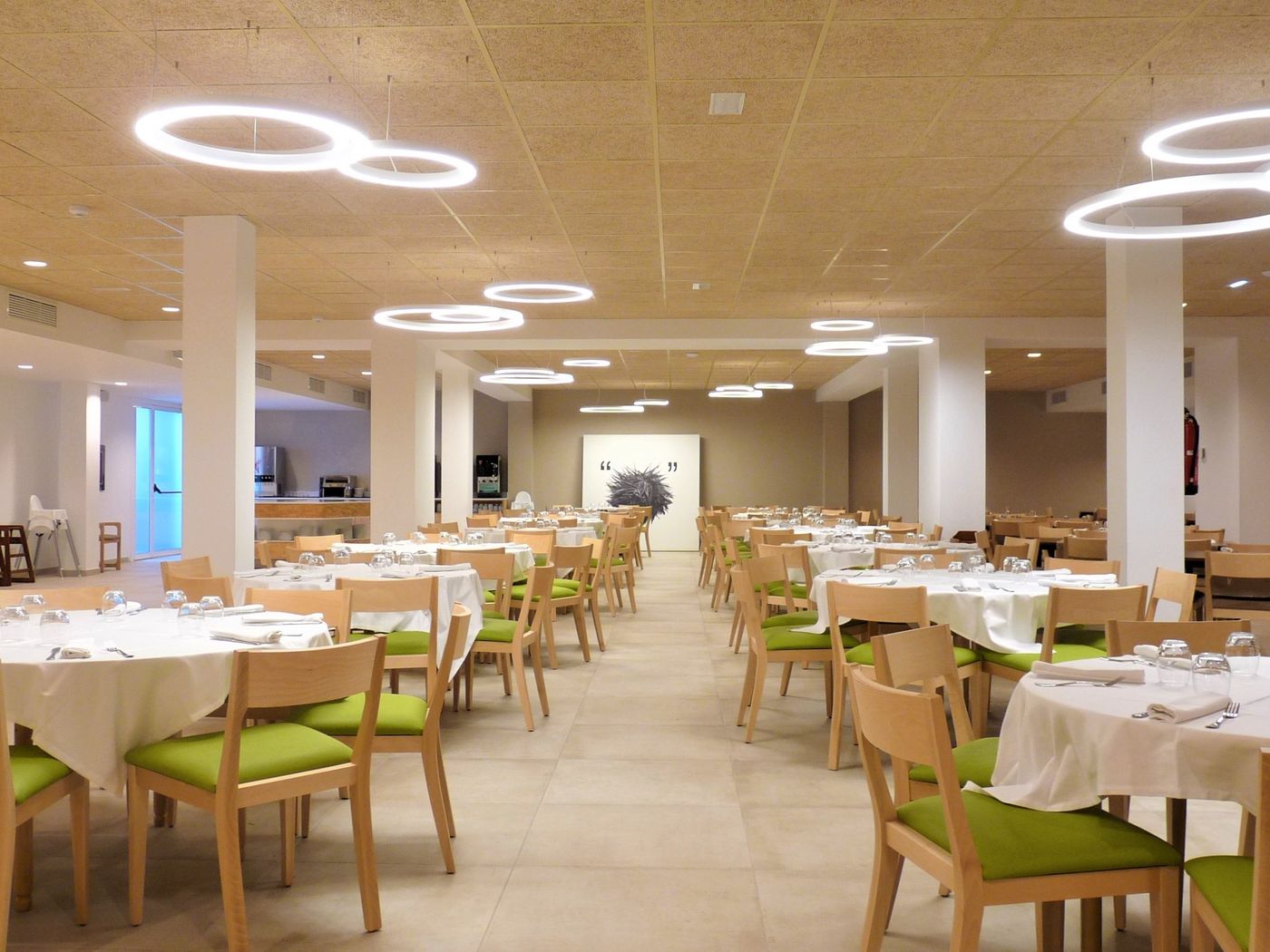 30 Degrees Hotel Pineda Splash