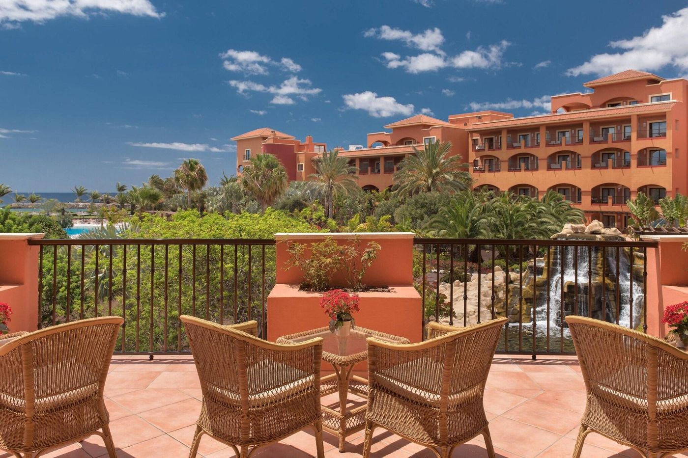 Sheraton-Fuerteventura-Beach--Golf---Spa-Resort-Terrace-7