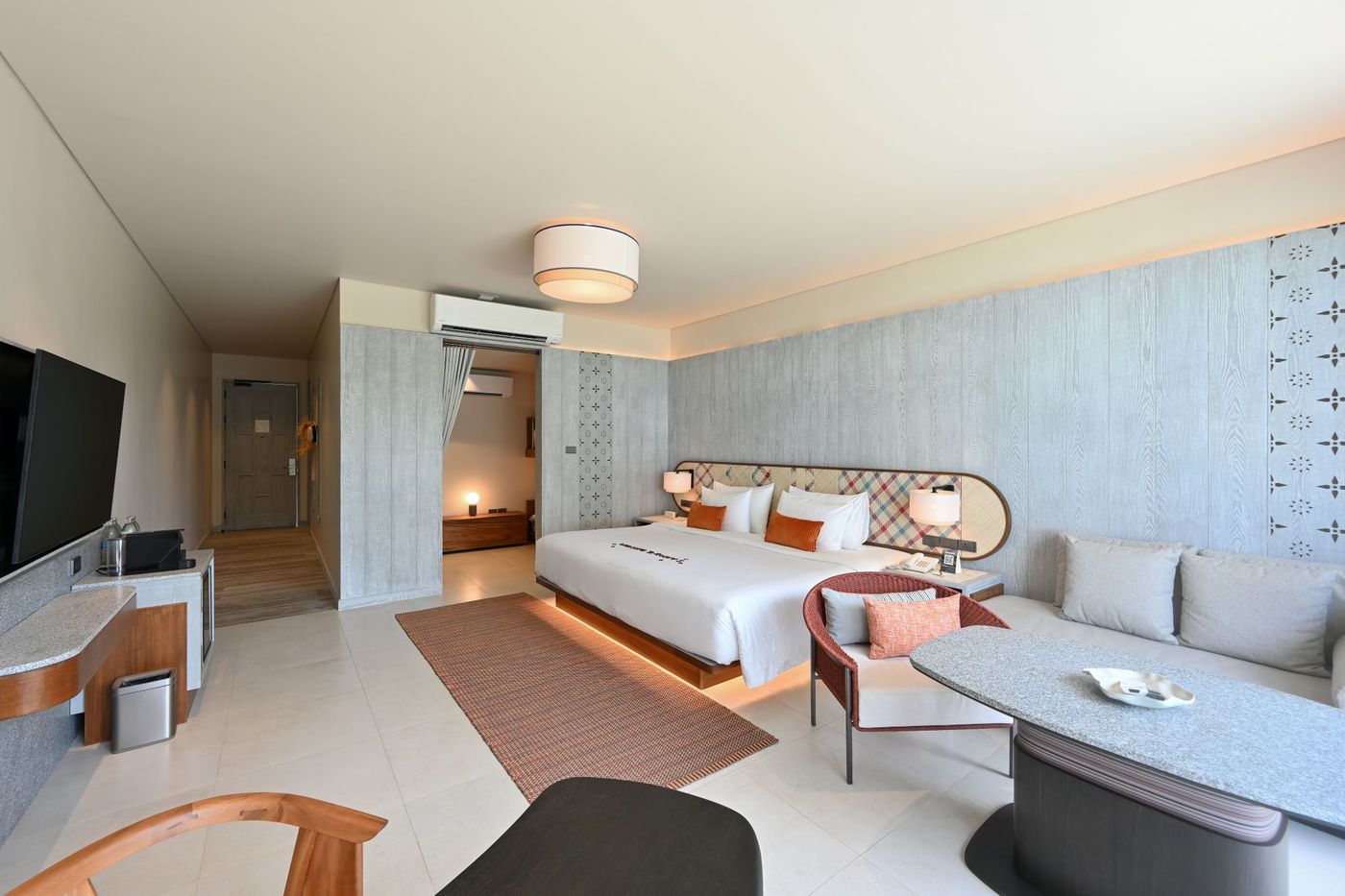 Rocky-s-Boutique-Resort--a-Veranda-Room-35