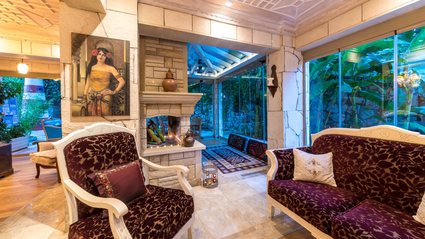 Petunya-Konak-Hotel-Lobby-28