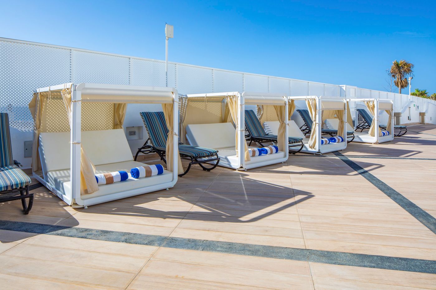 Santa-Barbara-Golf---Ocean-Club-Terrace-57