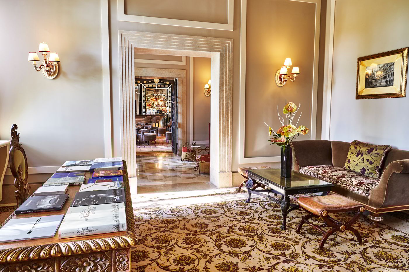 San-Clemente-Palace-Kempinski-Hotel-Venice-Lobby-5