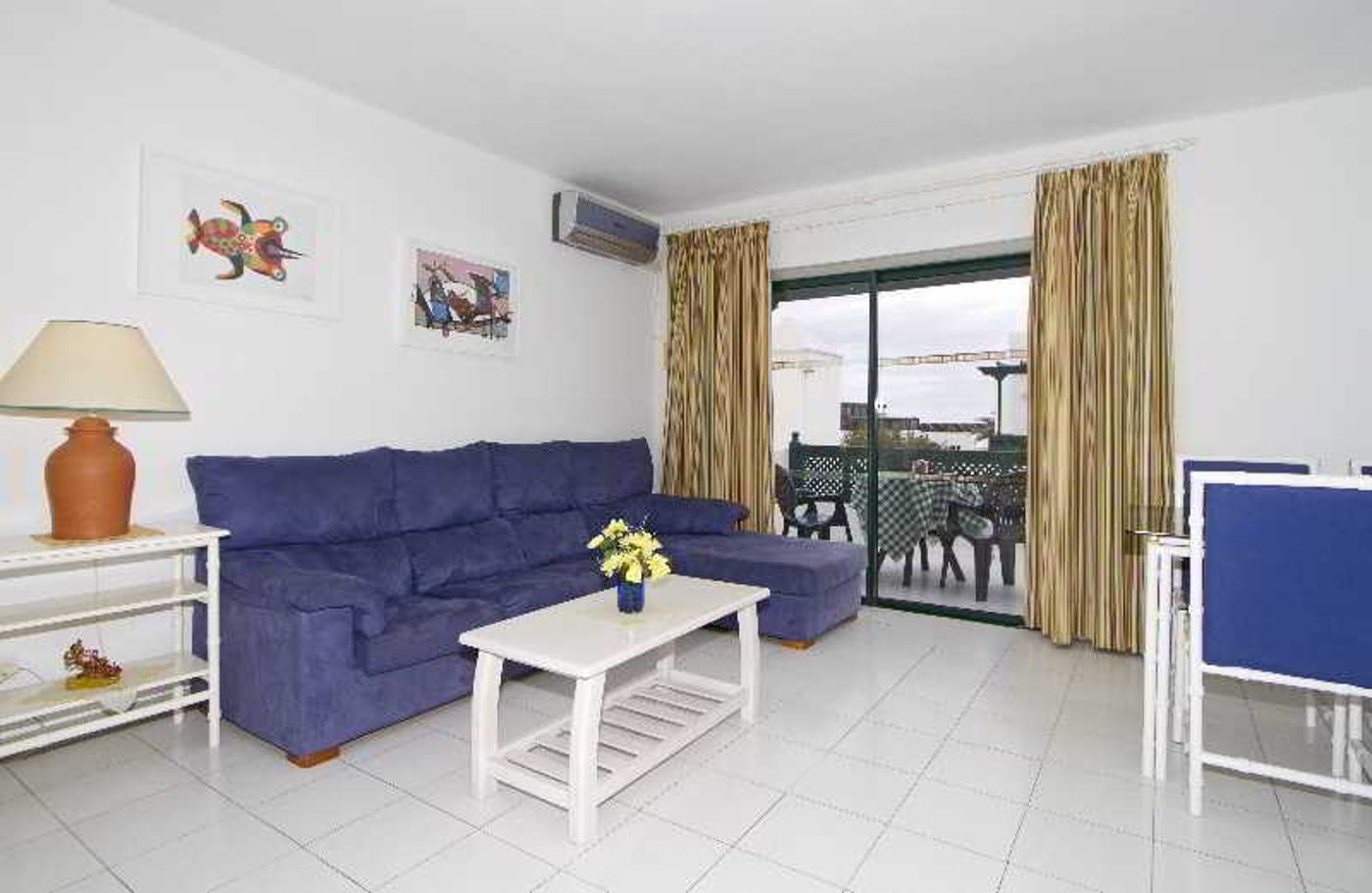 Guinate-Club-Room-21