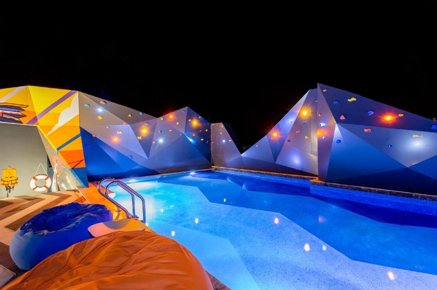 COSI-Krabi-Ao-Nang-Beach-Pool-2