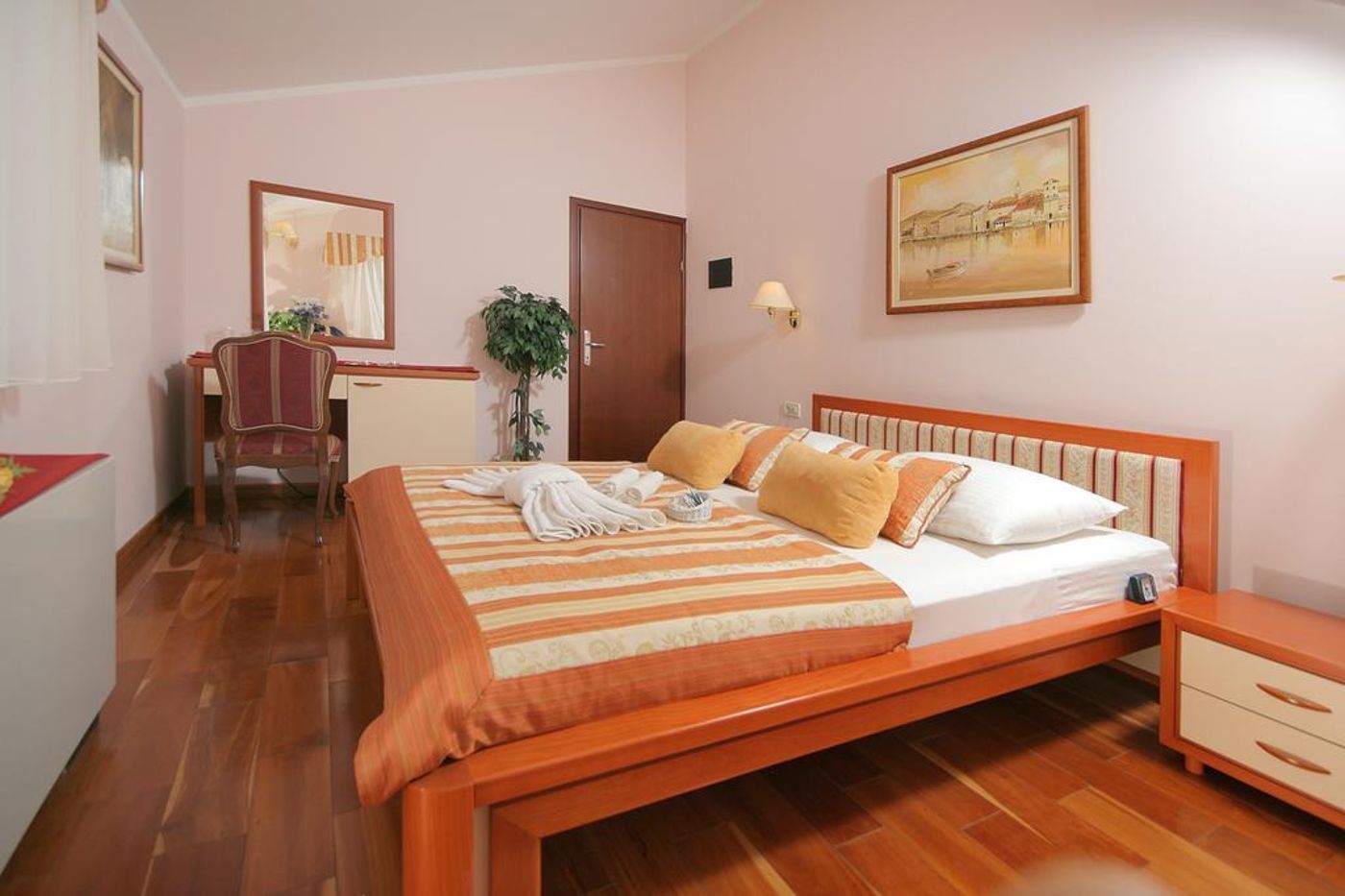 Trogir-Room-8