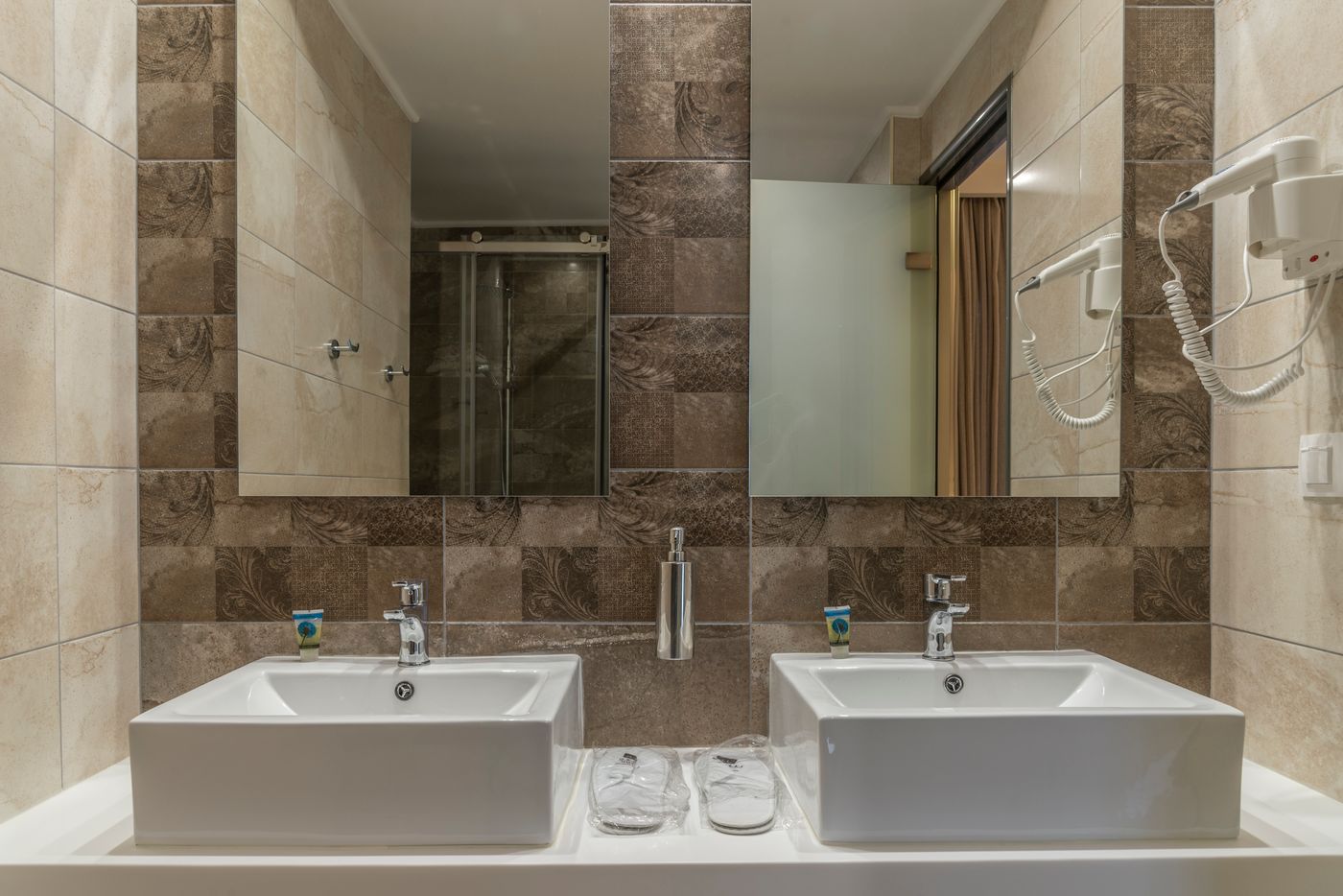 Hotel-Agrelli-Room-40