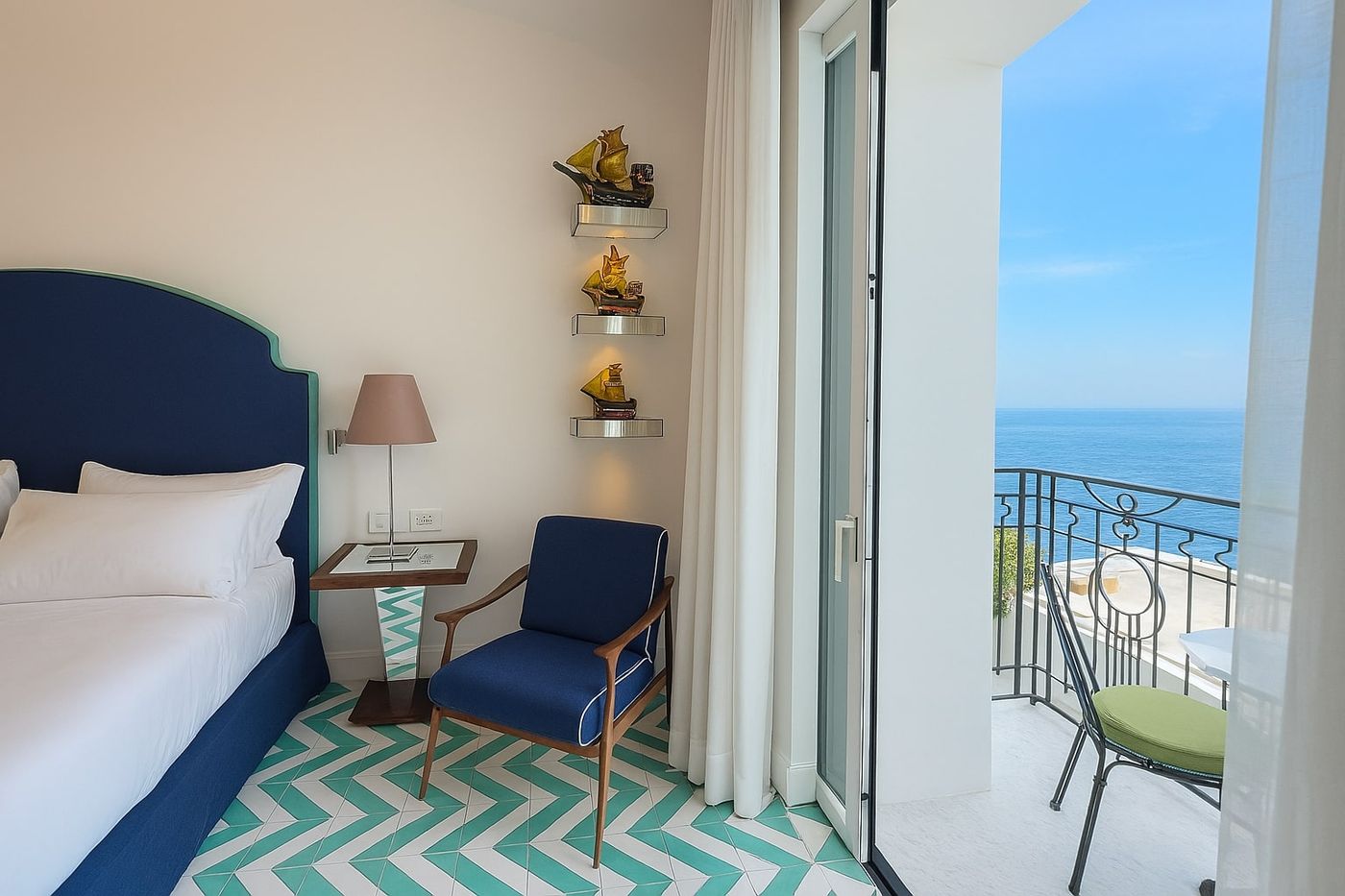 Europa-Palace-Room-17