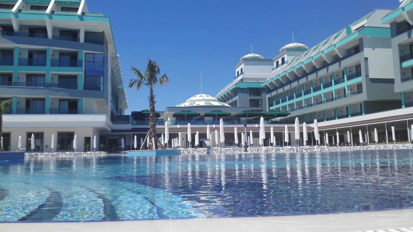 Sensitive-Premium-Resort---Spa-General-view-3