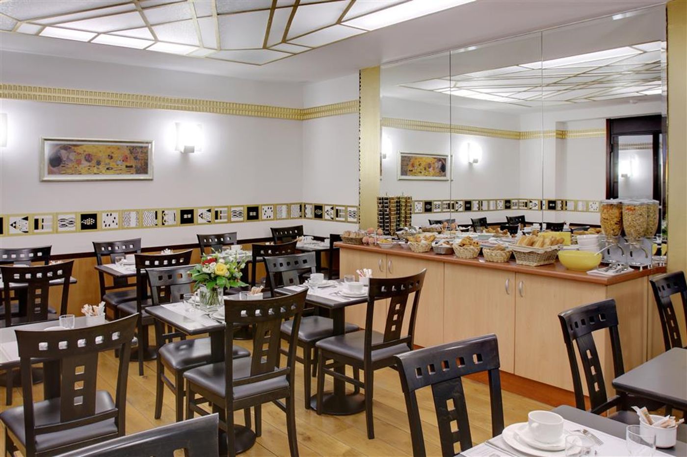 Hotel-Opera-d-Antin-Restaurant-31