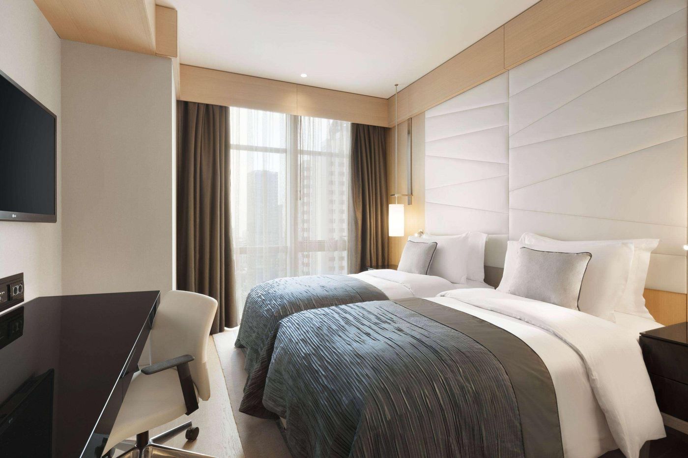 Wyndham-Grand-Istanbul-Levent-Room-11