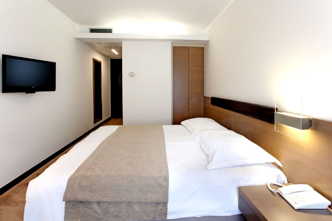 Hotel-Laguna-Molindrio-Room-31