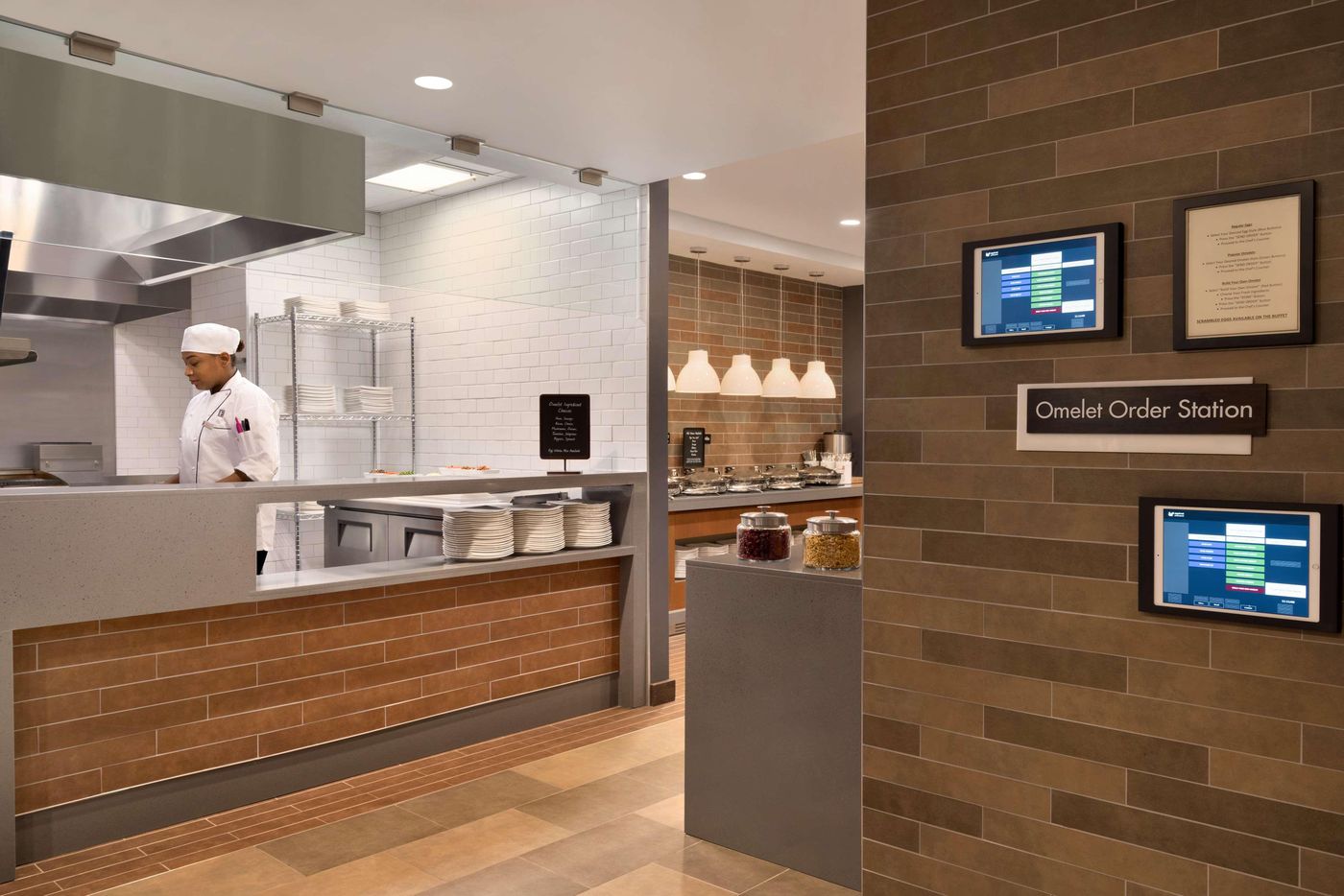 Embassy-Suites-by-Hilton-New-York-Manhattan-Times-Sq-Restaurant-56