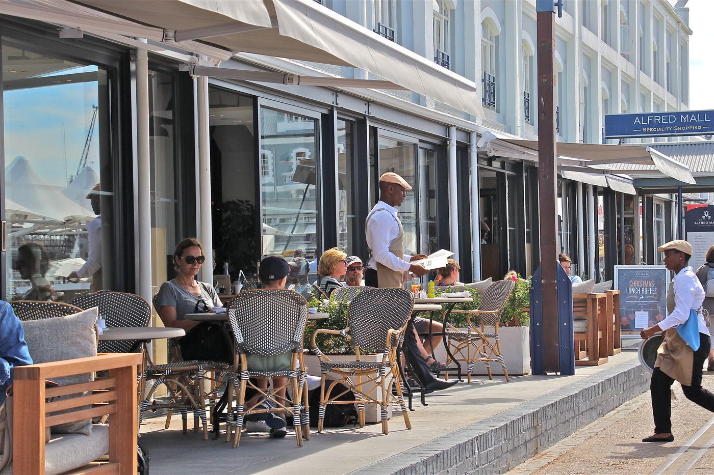 Victoria---Alfred-Hotel-by-Newmark-Restaurant-49