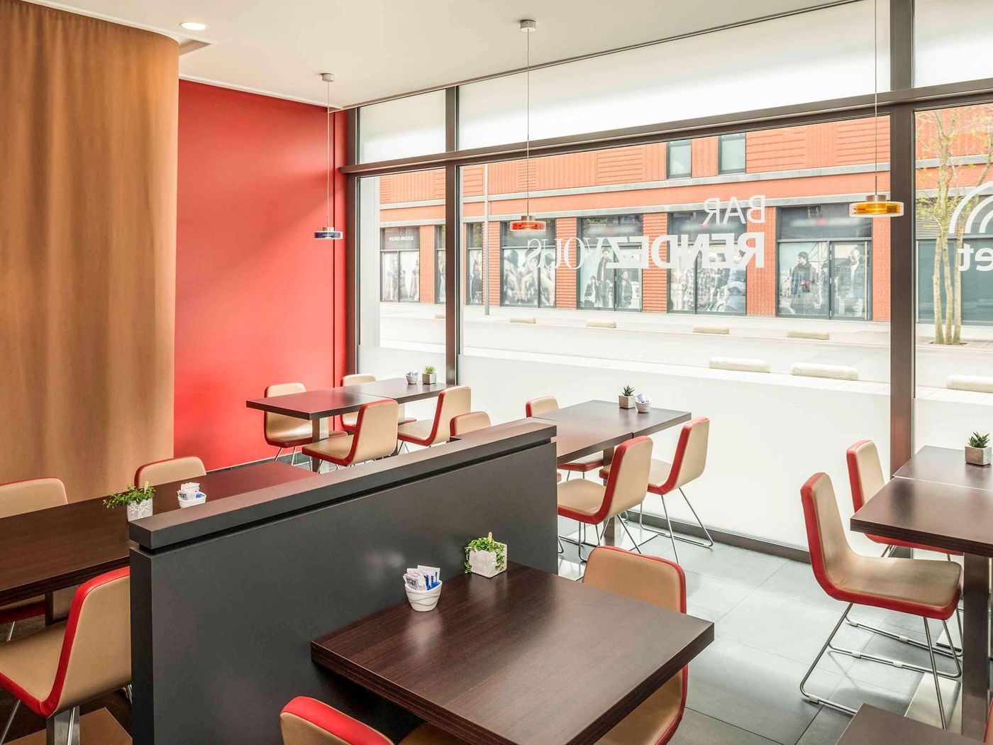 ibis-Esch-Belval-Restaurant-11