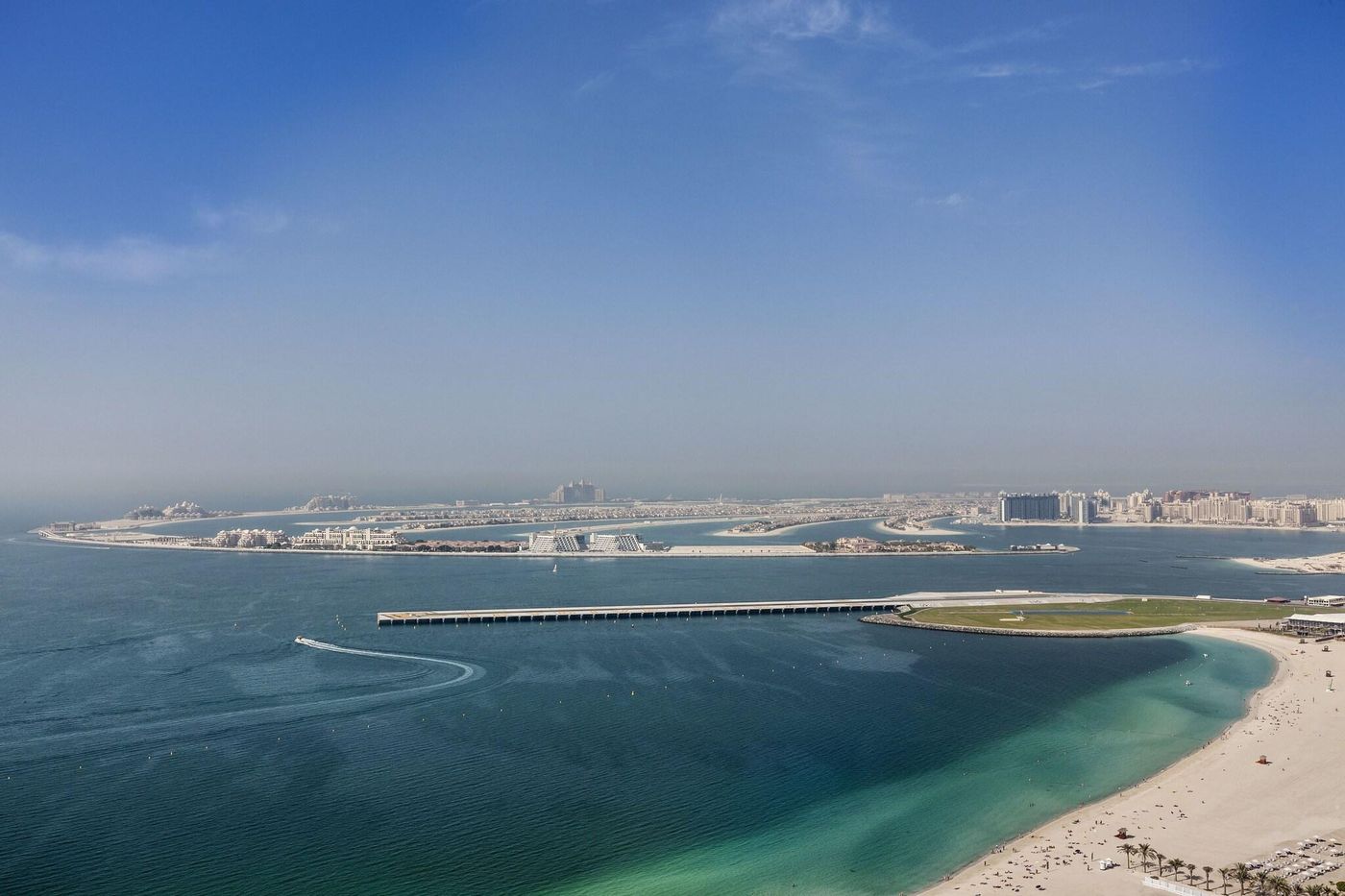 Hilton-Dubai-The-Walk-Room-82