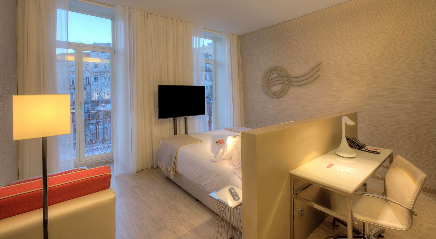 NH Collection Porto Batalha - Portugal - PORTO - Room - 8