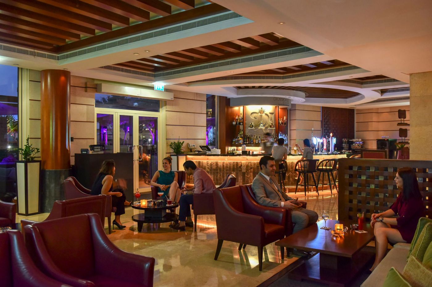 Raffles-Dubai-Hotel-Bar-43