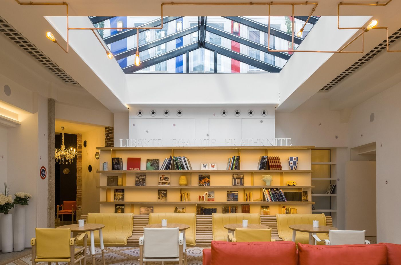 Hotel-34B-Astotel-Lobby-10