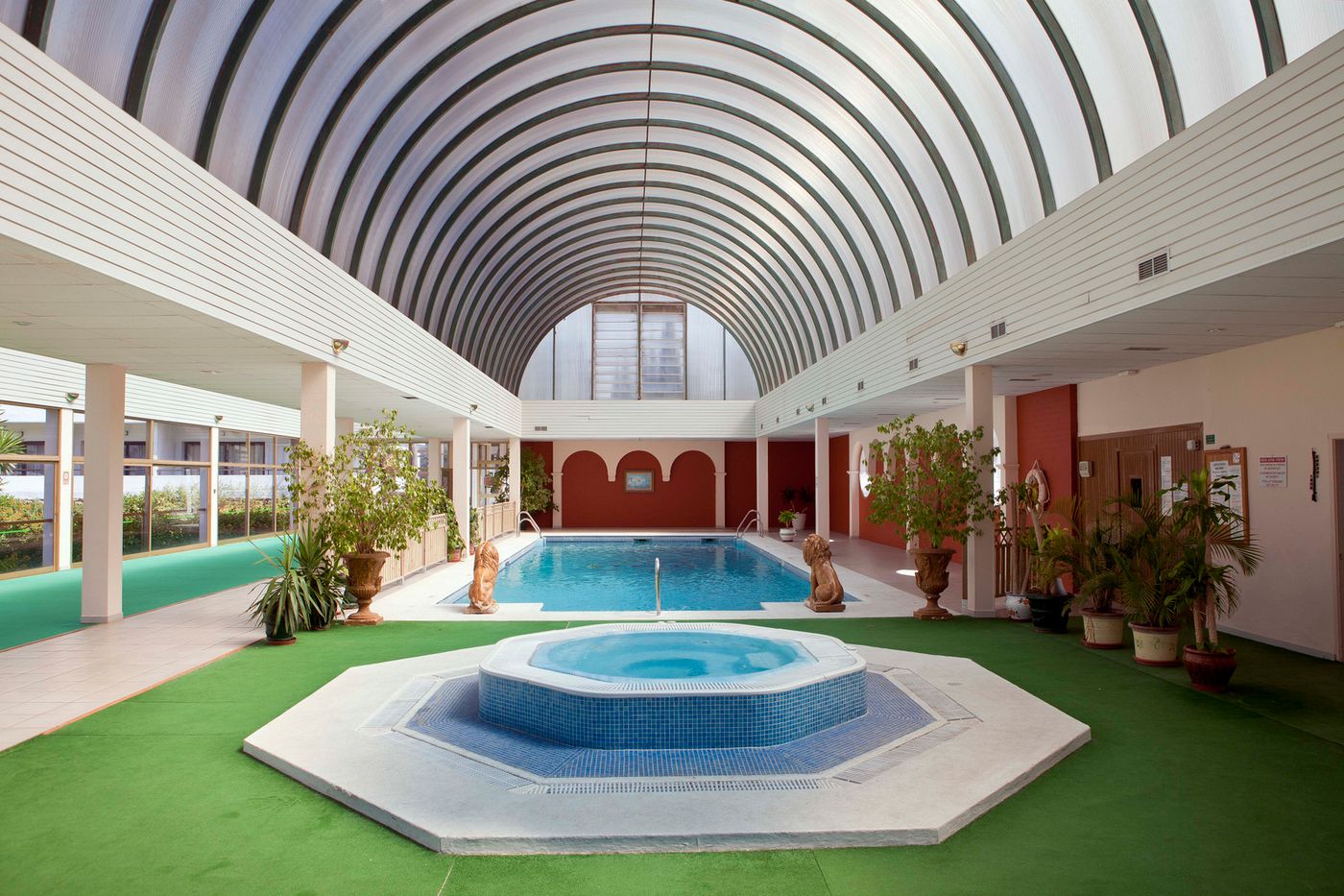 TRH Paraiso Golf Beach Resort