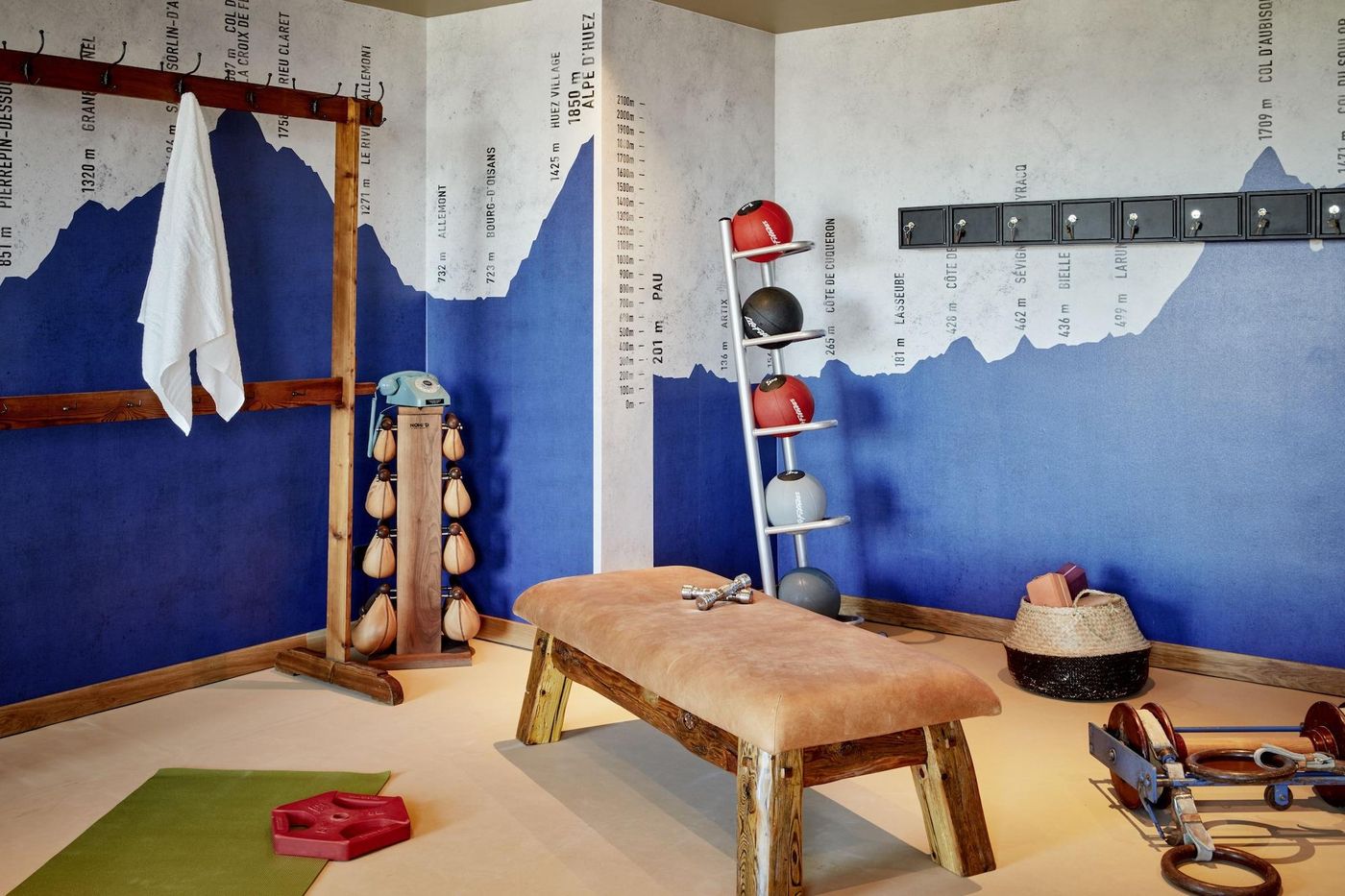 25hours Hotel Duesseldorf Das Tour - Germany - DUESSELDORF - Sports and Entertainment - 1