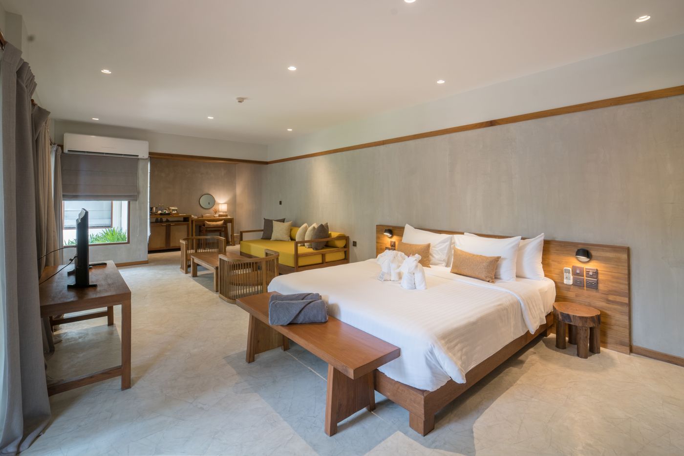 Banana-Fan-Sea-Resort-Room-21