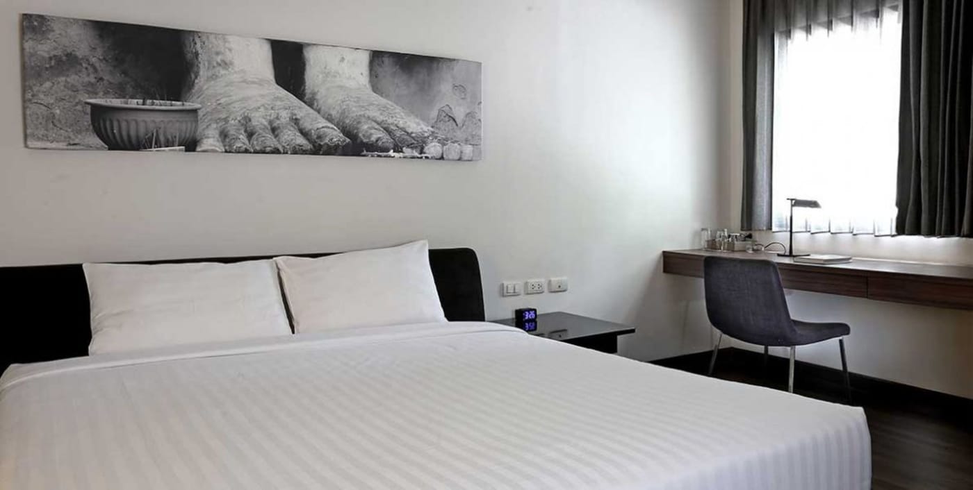 S33-Compact-Sukhumvit-Hotel-Room-18