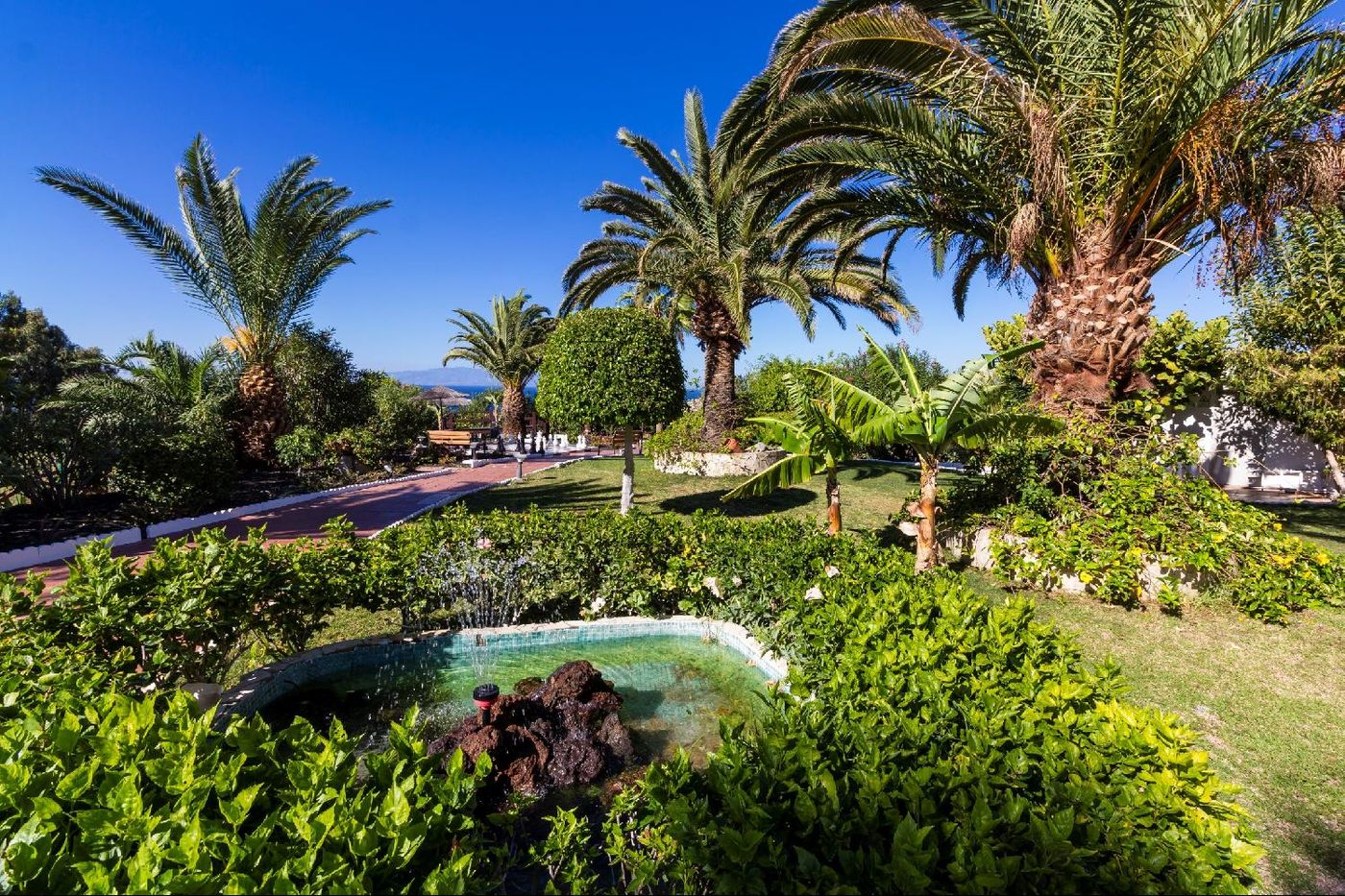 Regency-Torviscas-Apartments-Suites-General-view-6