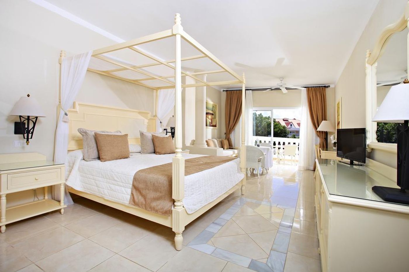 Luxury Bahia Principe Cayo Levantado