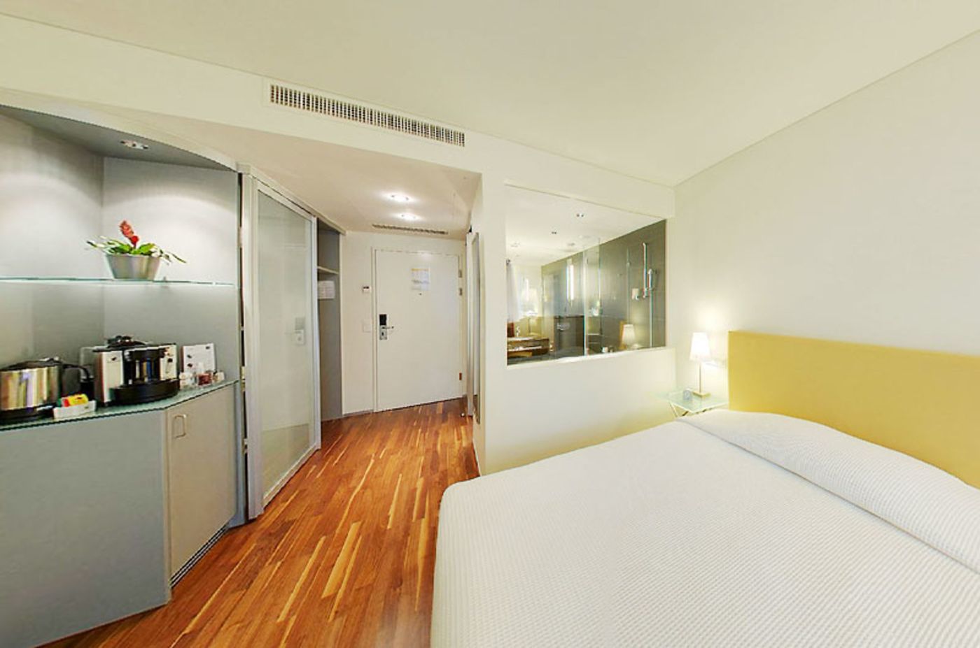 Hotel Glockenhof-Switzerland-ZURICH-Room-9