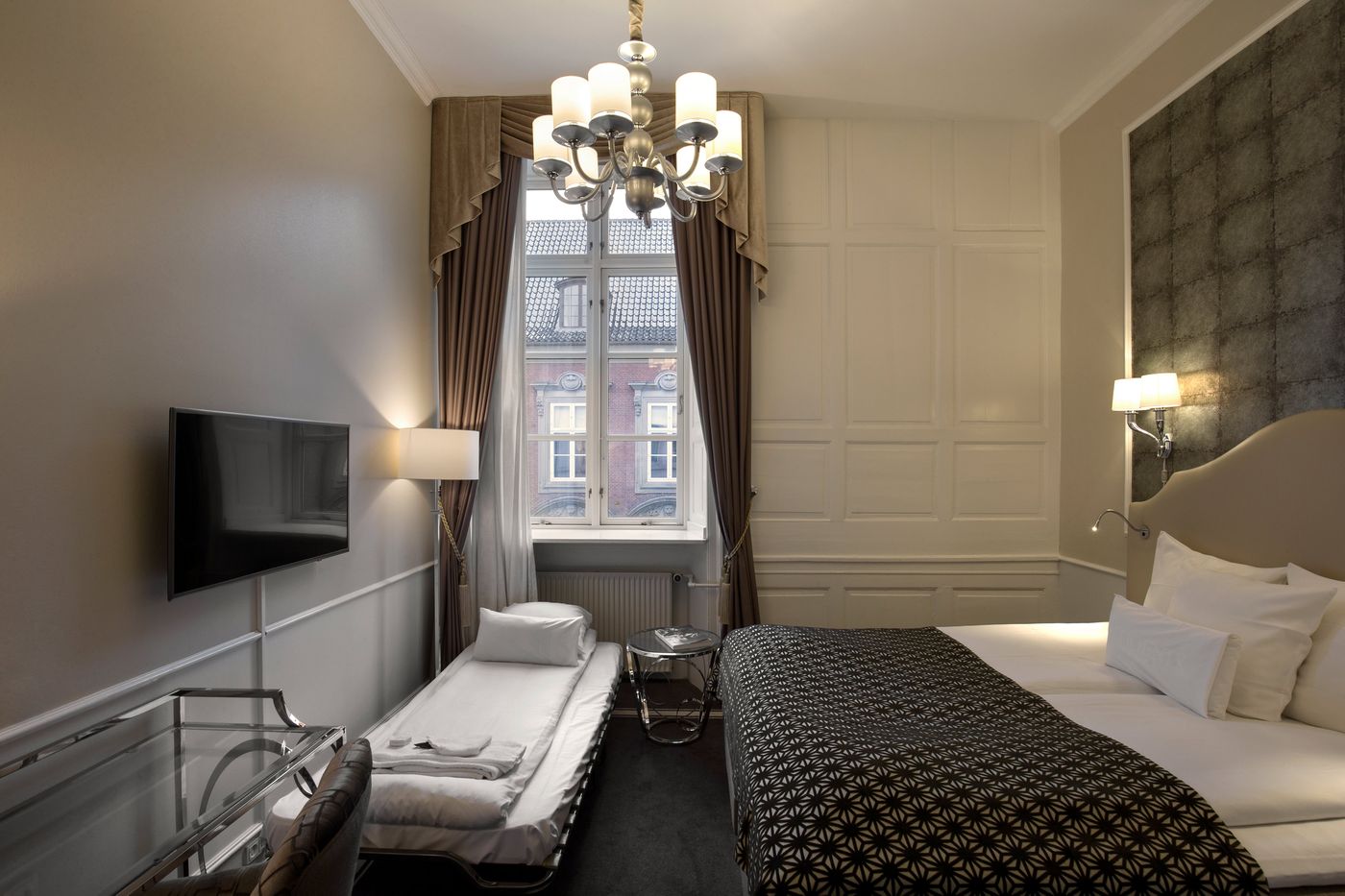 Phoenix - Denmark - Kobenhavn K - Room - 6