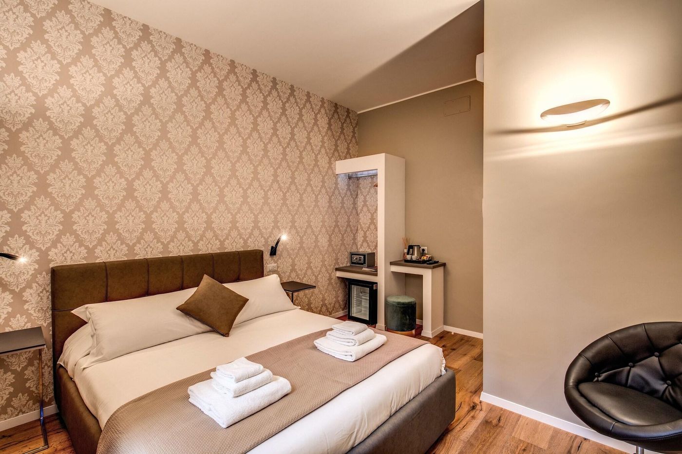 Elysium-Suites-Room-10