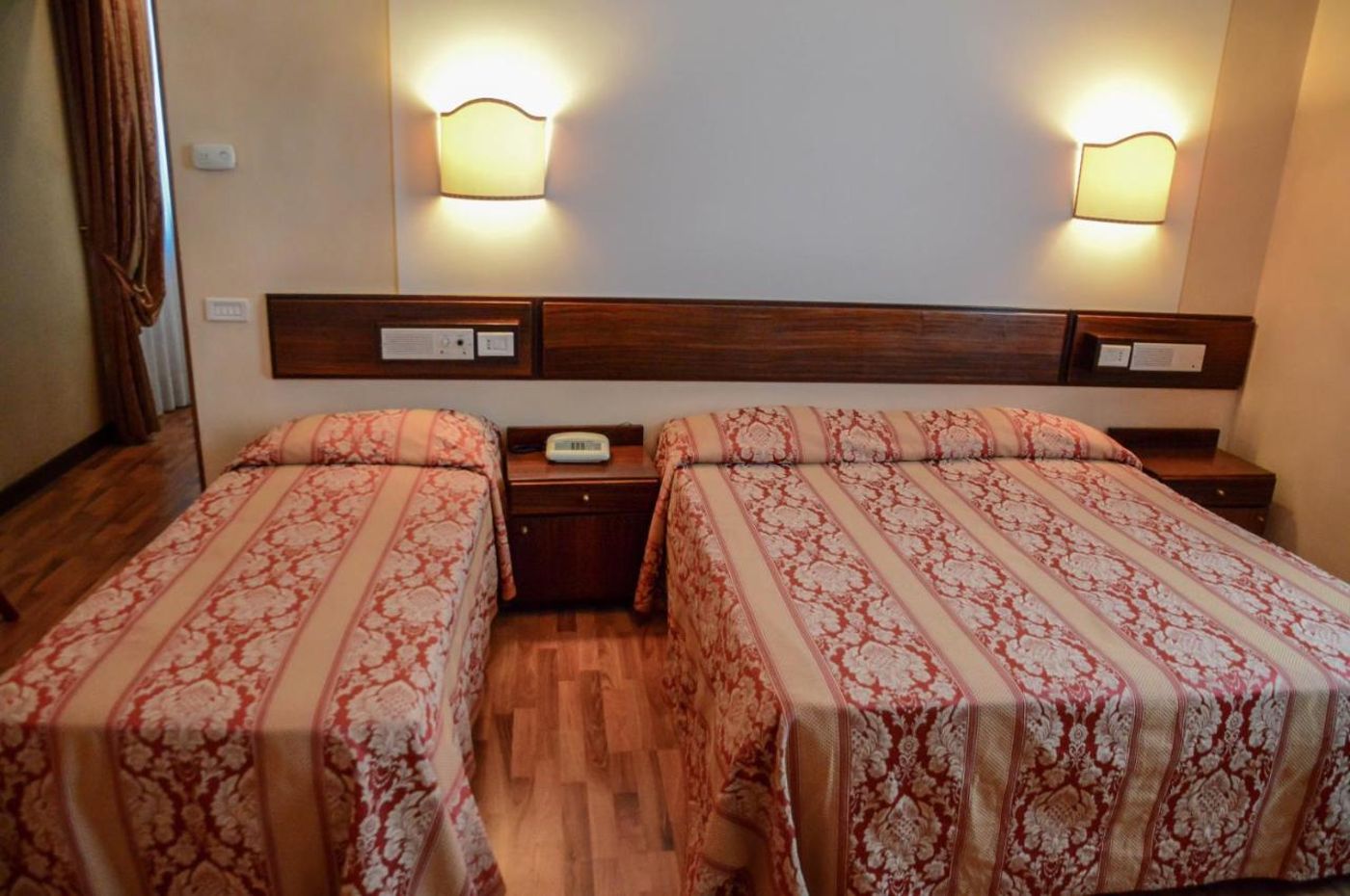 Le-Boulevard-Hotel-Room-5