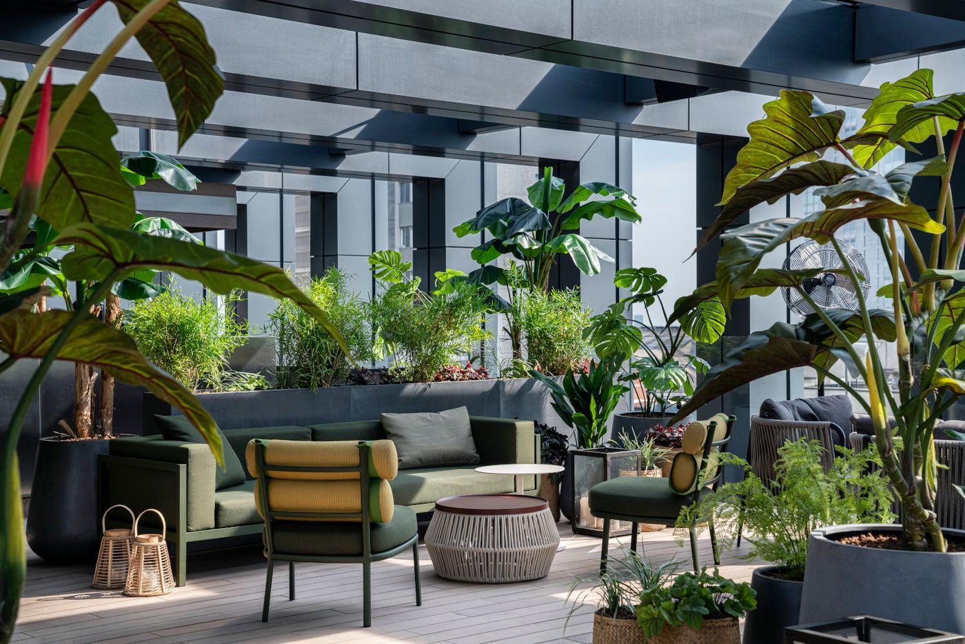 Hyatt-Centric--Milan-Centrale-Terrace-1