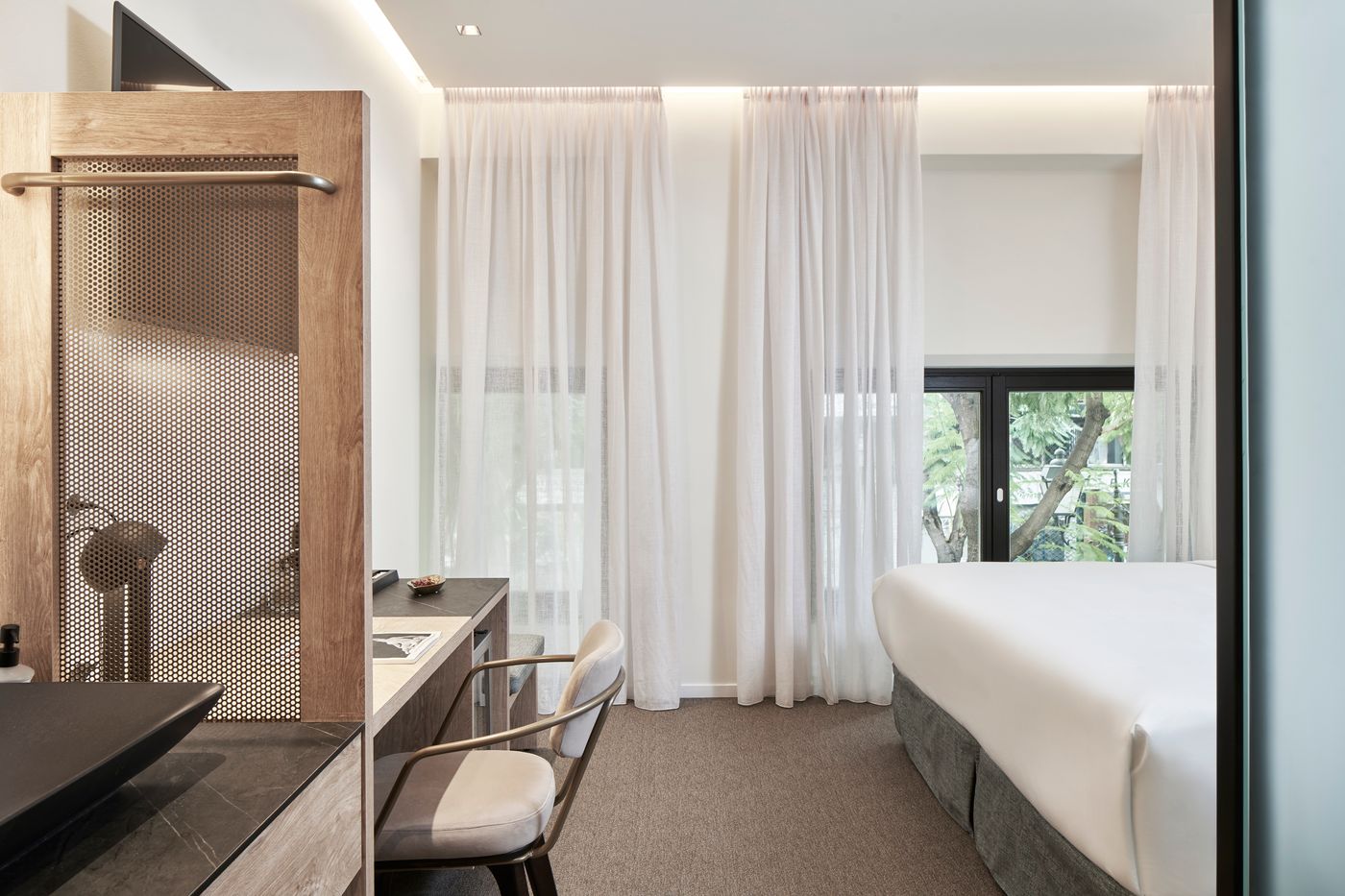 NLH-Monastiraki-Room-35