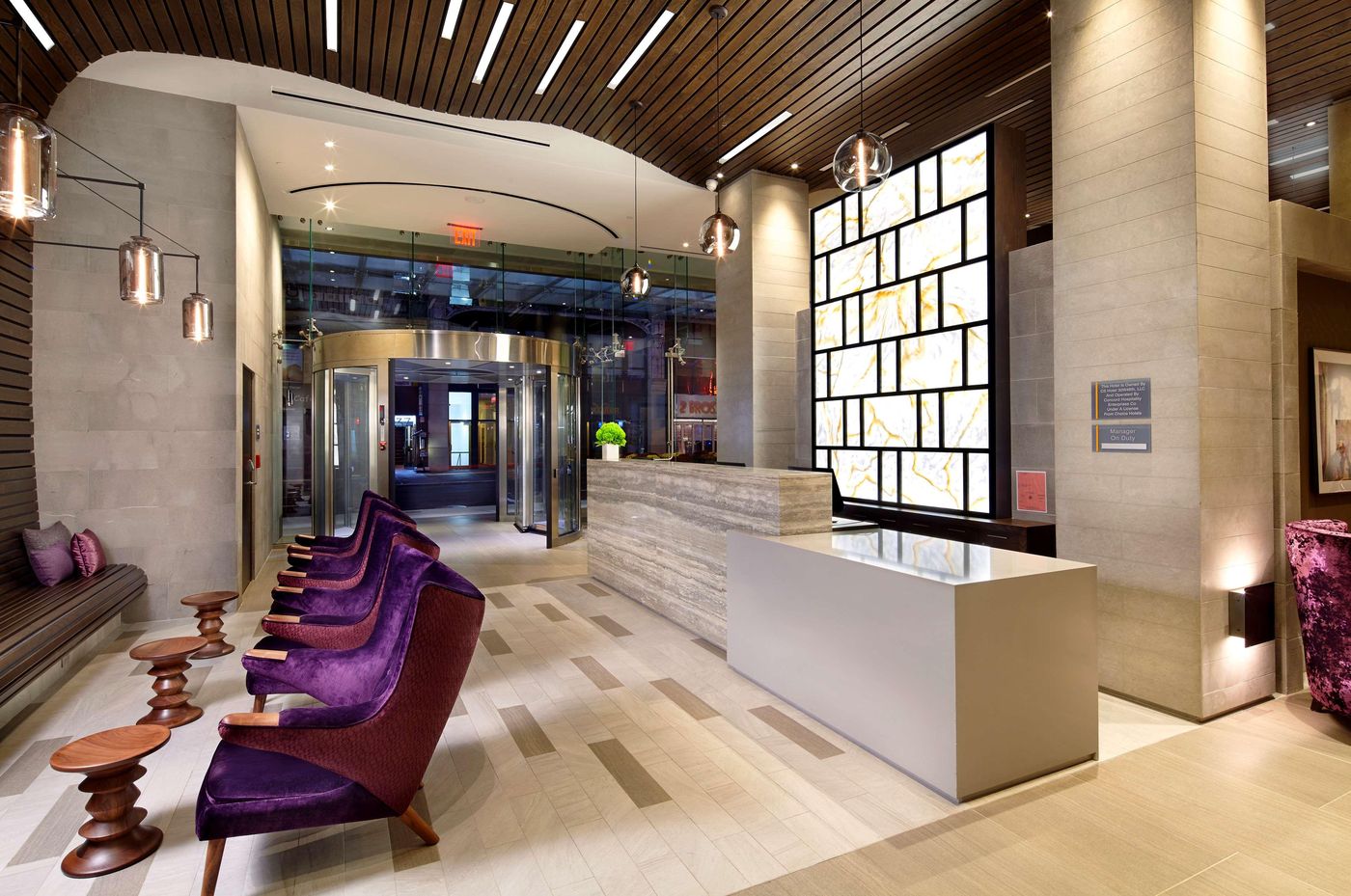 Hilton-Garden-Inn-New-York-Times-Square-North-Lobby-9