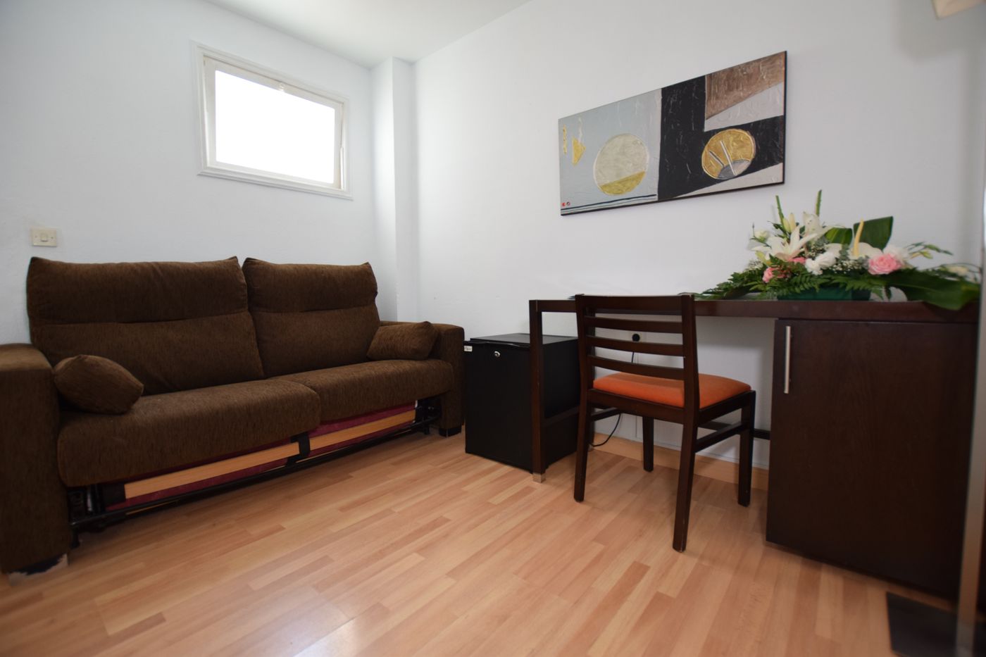 Adonis-Pelinor-Room-23