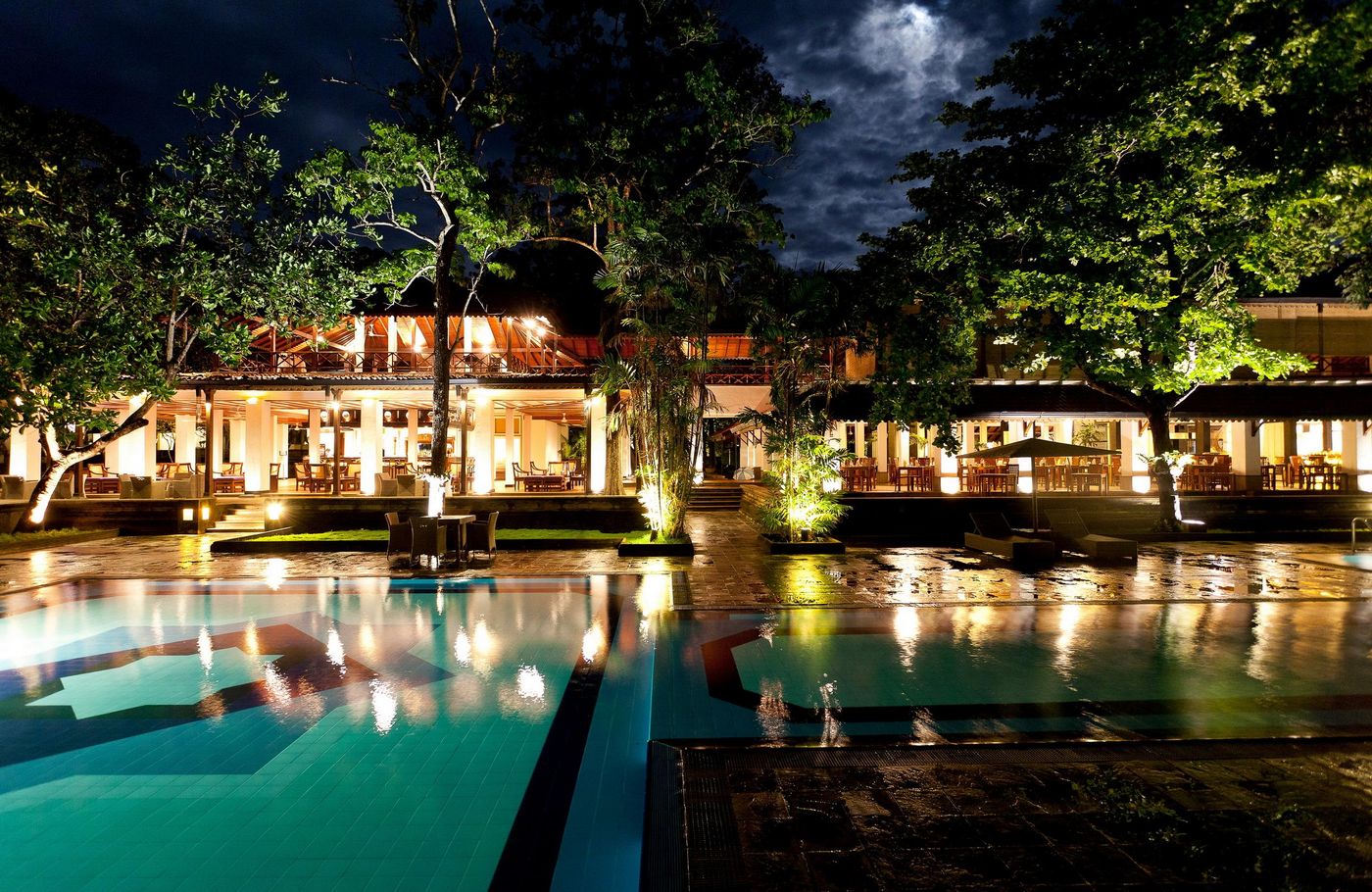 Cinnamon-Lodge-Habarana-Pool-2